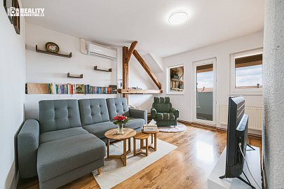Pronájem bytu 2+1 62 m², Vančurova, Břeclav